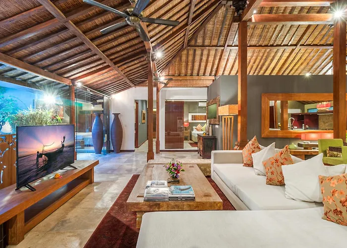 Joglo-style 3 Bedroom In Heart Of Villa *