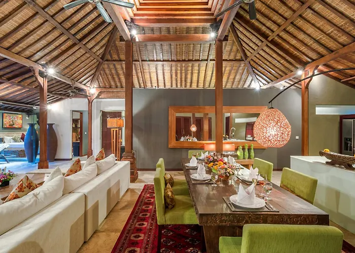Villa Joglo-style 3 Bedroom In Heart Of