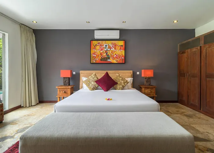 Joglo-style 3 Bedroom In Heart Of * سمينياك