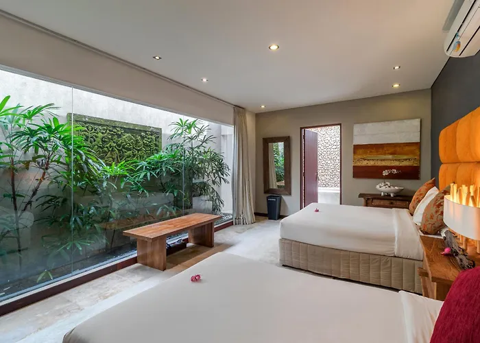 Joglo-style 3 Bedroom In Heart Of فيلة سمينياك